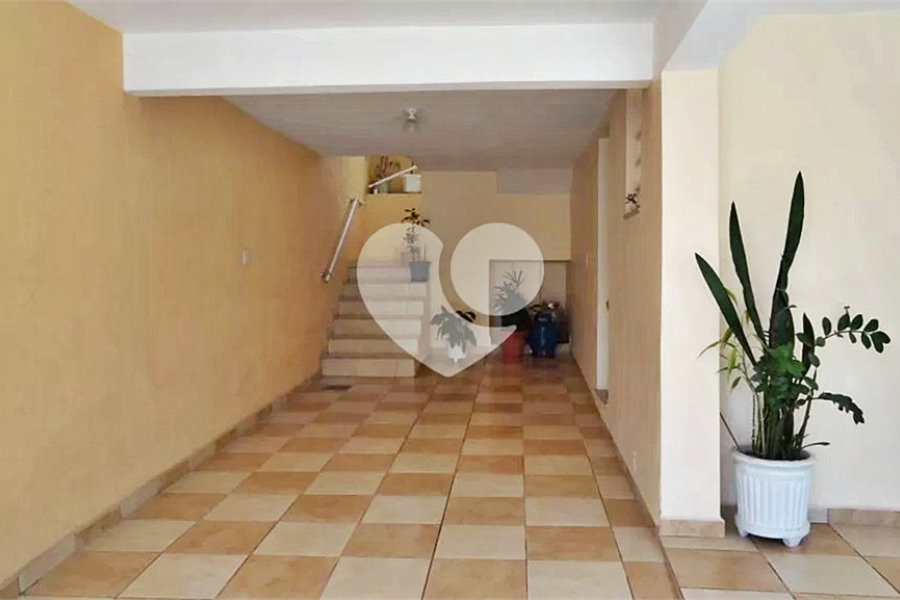 Sobrado à venda com 3 quartos, sendo 1 suíte, em Parada Inglesa, São Paulo, SP