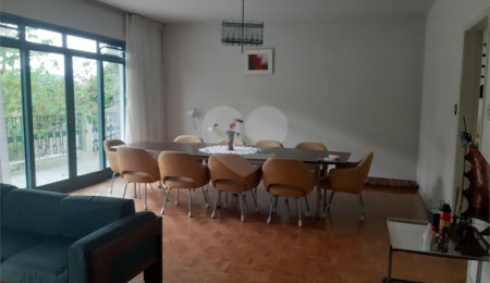 Sobrado à venda com 3 quartos, sendo 1 suíte,  em Horto, São Paulo, SP