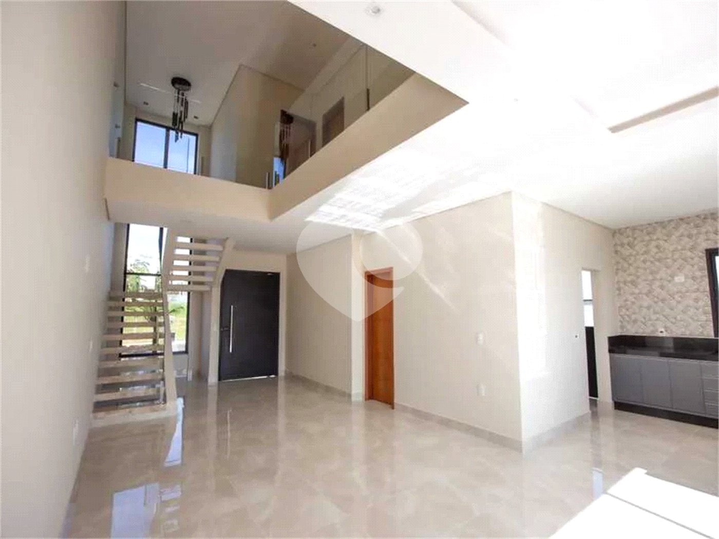 Casa à venda com 3 quartos, sendo 1 suíte, no condomínio Jardim Piemonte, Indaiatuba - SP
