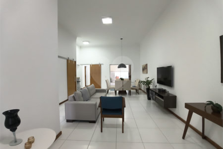 Casa à venda com 3 quartos, sendo 1 suíte,  no condomínio Ibiti Royal Park, Sorocaba - SP