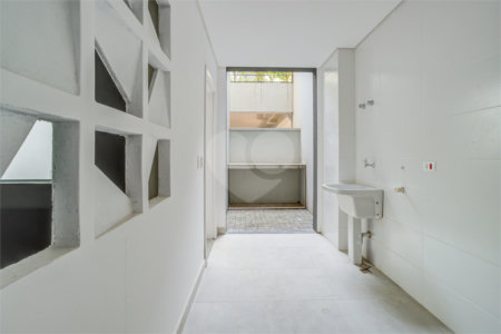 Casa à venda com 4 suítes no condomínio Jamestown, São Paulo - SP