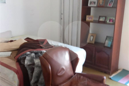 Casa Térrea à venda com 3 quartos, sendo 1 suíte,  em Aclimação, São Paulo, SP
