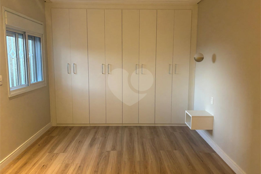 Sobrado à venda com 3 quartos, sendo 2 suítes, em Santana, São Paulo, SP