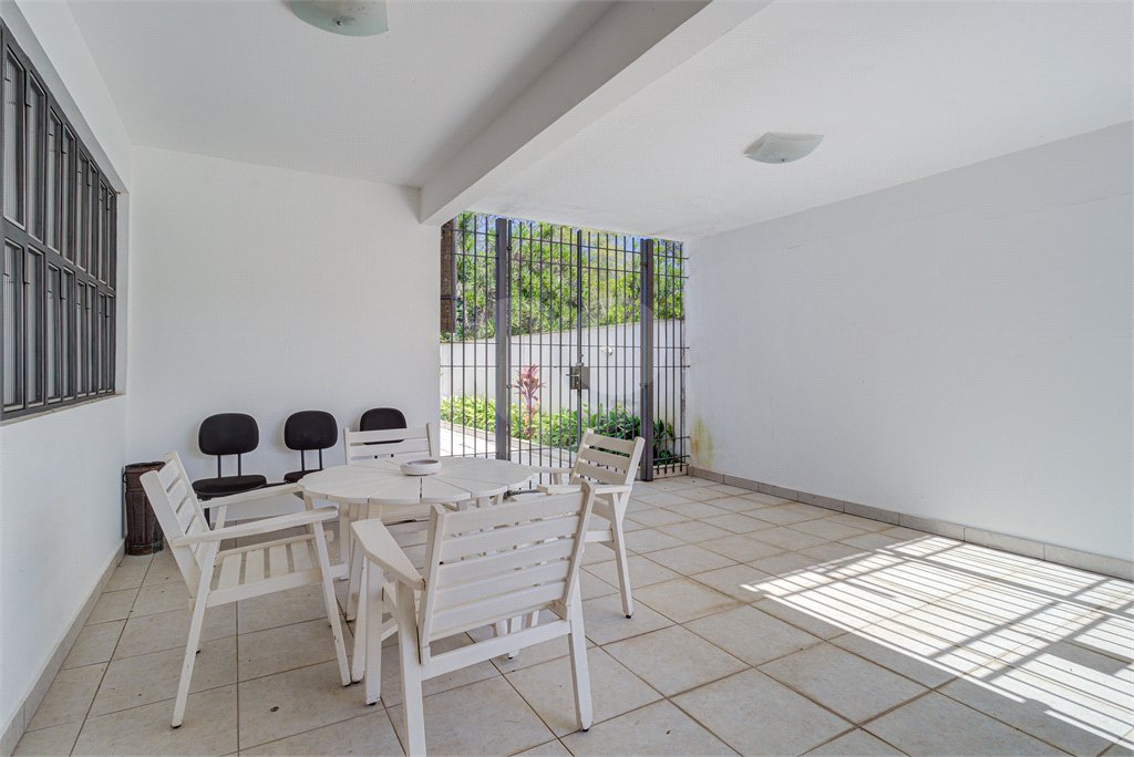 Casa à venda com 3 suítes em Interlagos, São Paulo, SP