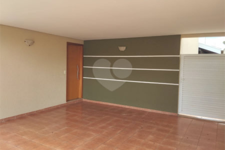 Casa à venda com 3 quartos, sendo 1 suíte,  no condomínio Vila Aracoara, Araraquara - SP