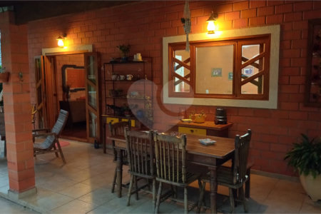 Casa à venda ou para alugar com 3 quartos, sendo 1 suíte, no condomínio Paysage Noble, Vargem Grande Paulista - SP