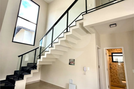 Casa à venda ou para alugar com 3 quartos, sendo 1 suíte, no condomínio Residencial Marchant Buarque, Atibaia - SP