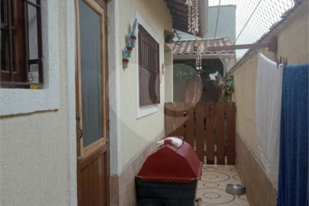 Casa à venda com 2 quartos em Jardim Savoy, Itanhaém, SP