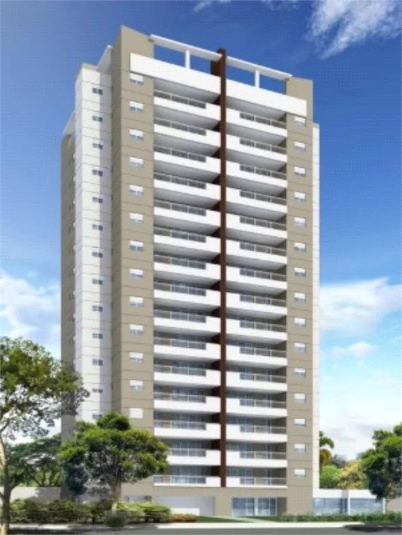 Apartamento à venda com 3 quartos, sendo 1 suíte,  em Vila Andrade, São Paulo, SP