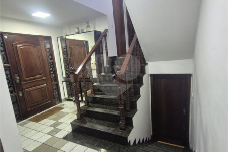 Casa à venda com 4 quartos, sendo 3 suítes,  em Planalto Paulista, São Paulo, SP
