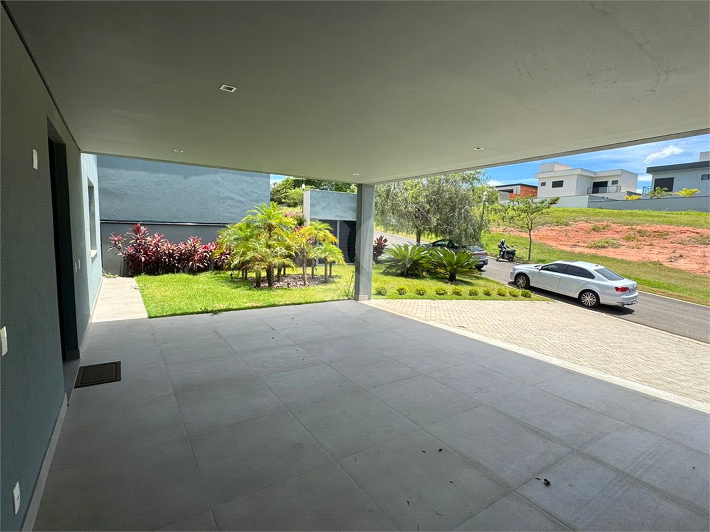 Casa à venda com 4 suítes no condomínio Villas do Golf, Itu - SP