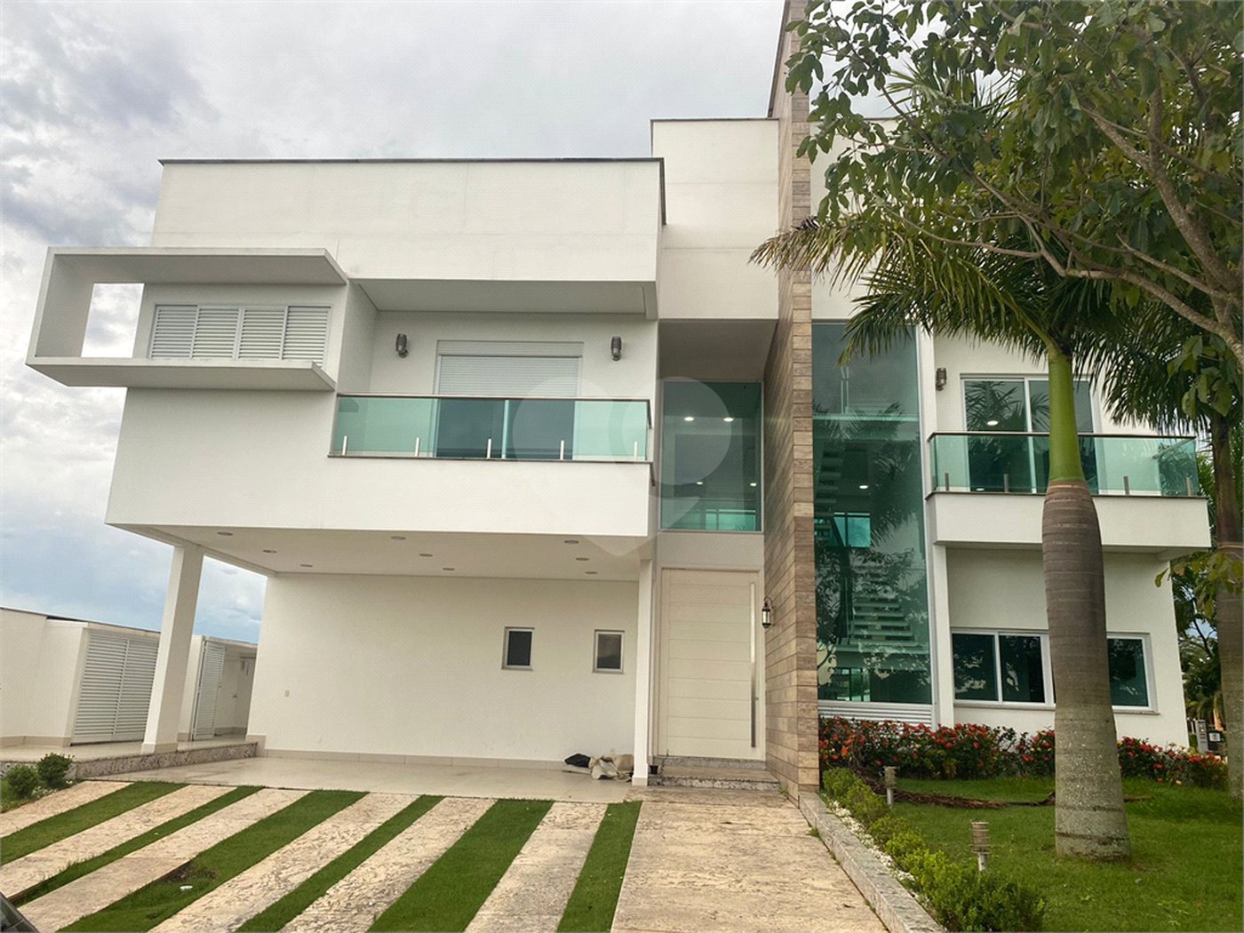 Casa à venda ou para alugar com 4 suítes no condomínio Saint Patrick, Sorocaba - SP