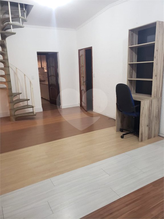 Casa à venda com 5 quartos, sendo 3 suítes,  em Vila Galvão, Guarulhos, SP
