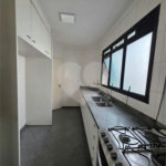 Apartamento à venda com 3 suítes em Vila Uberabinha, São Paulo, SP