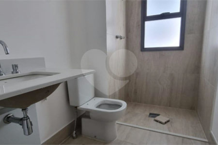 Apartamento à venda com 3 suítes em Moema, São Paulo, SP