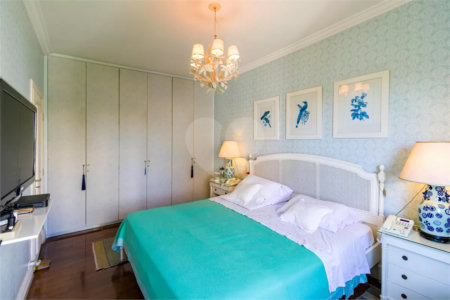 Apartamento à venda com 4 quartos, sendo 2 suítes, em Real Parque, São Paulo, SP