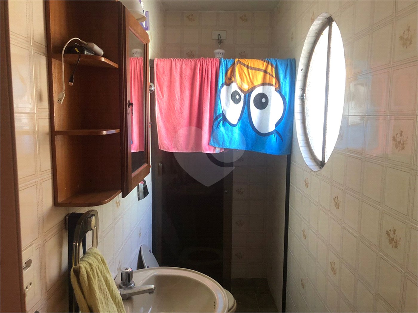 Sobrado à venda com 4 quartos, sendo 1 suíte, em Sumaré, São Paulo, SP