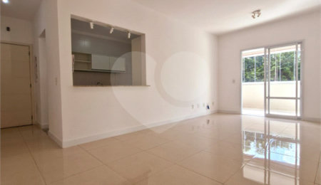 Apartamento à venda com 2 suítes em Pinheirinho, Vinhedo, SP
