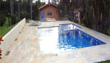 Casa à venda com 4 quartos, sendo 2 suítes,  no condomínio Acmti - Colinas do Mosteiro, Terras de Itaici e Recanto dos Pássaros, Indaiatuba - SP