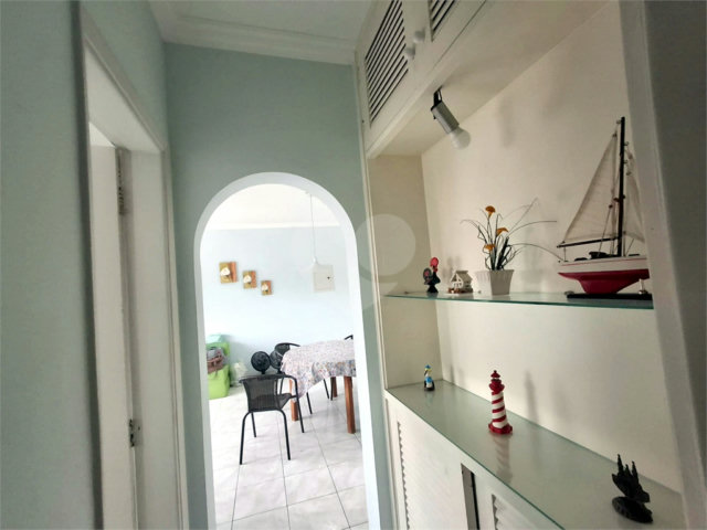 Apartamento à venda com 1 quarto em Vila Alzira, Guarujá, SP