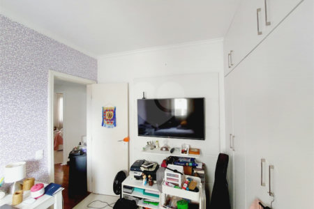 Apartamento à venda com 3 quartos, sendo 1 suíte, em Alto da Lapa, São Paulo, SP