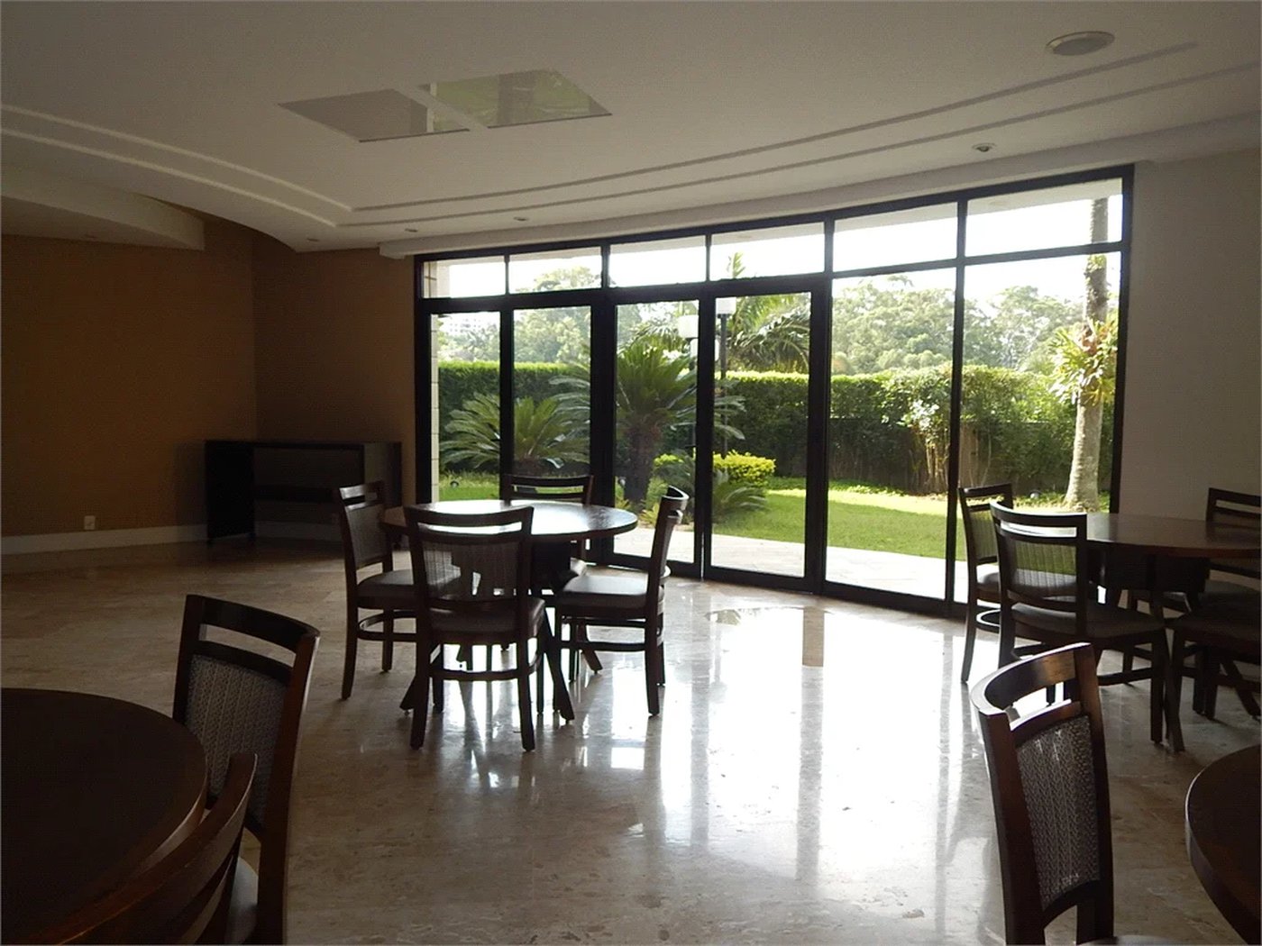 Apartamento à venda com 4 quartos, sendo 3 suítes, em Paraíso do Morumbi, São Paulo, SP
