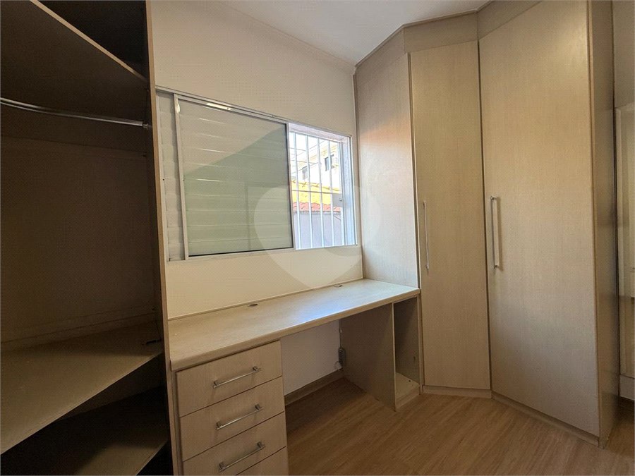Sobrado à venda com 3 quartos, sendo 1 suíte,  em Parque Vitória, São Paulo, SP