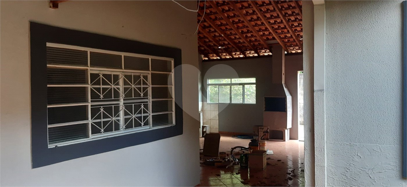 Casa à venda com 4 quartos, sendo 2 suítes, em Cidade Jardim, Araraquara, SP