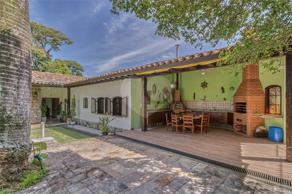 Casa Térrea à venda com 4 suítes em Alto da Boa Vista, São Paulo, SP