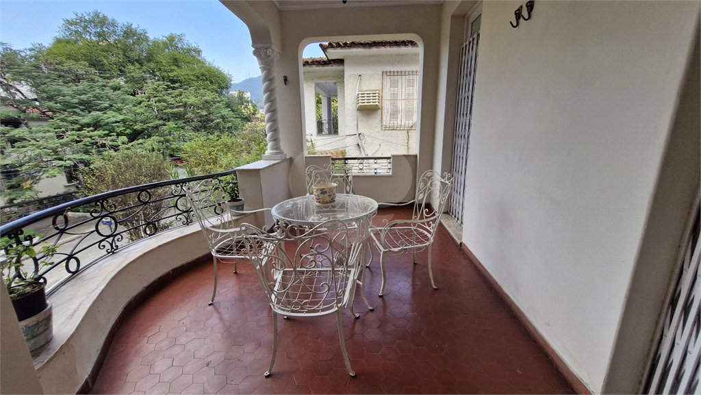 Casa à venda com 4 quartos em Grajaú, Rio de Janeiro, RJ