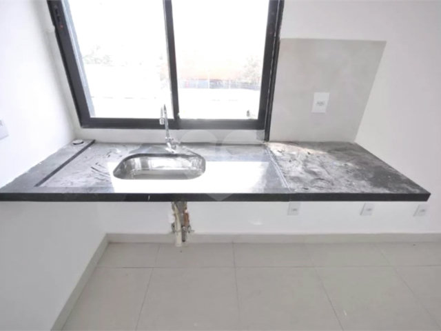 Apartamento à venda com 1 suíte em Vila Guilherme, São Paulo, SP