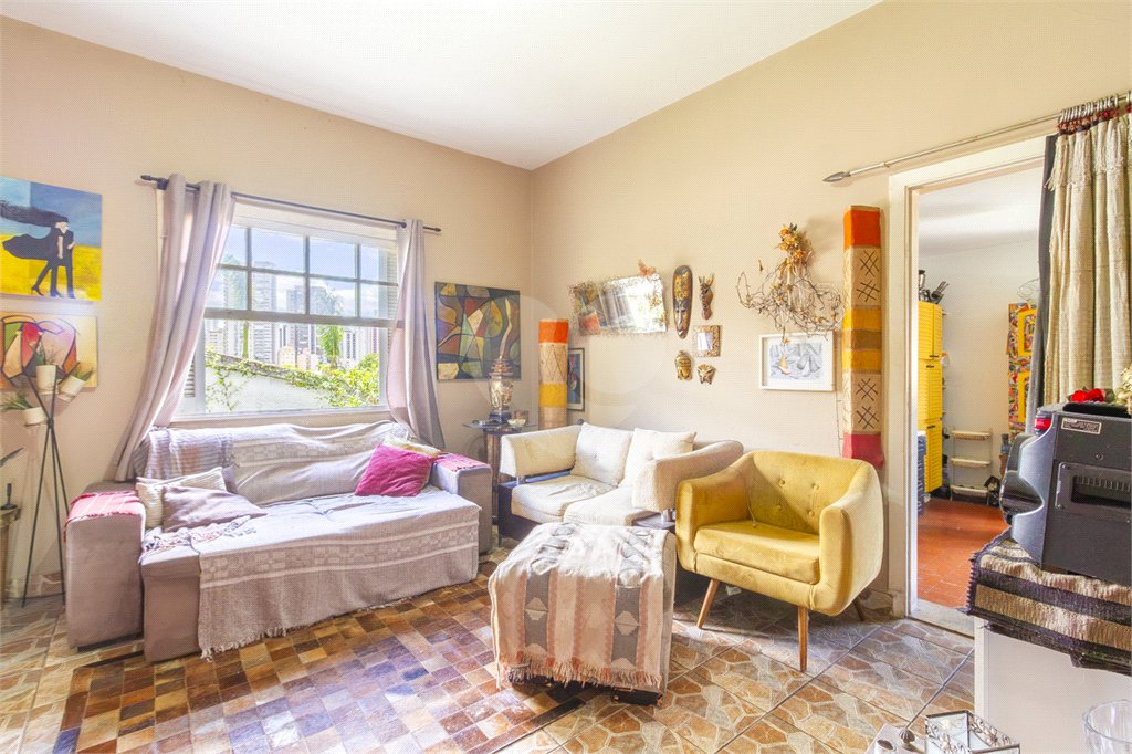 Casa à venda com 3 quartos em Vila Mariana, São Paulo, SP