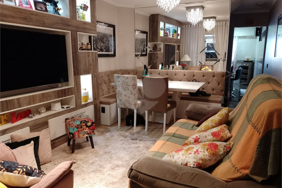 Casa à venda com 2 quartos em Vila Guedes, São Paulo, SP