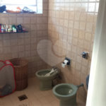 Casa à venda ou para alugar com 4 quartos, sendo 1 suíte, no Centro, Vinhedo, SP