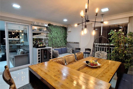 Apartamento à venda com 2 suítes em Vila Leonor, São Paulo, SP