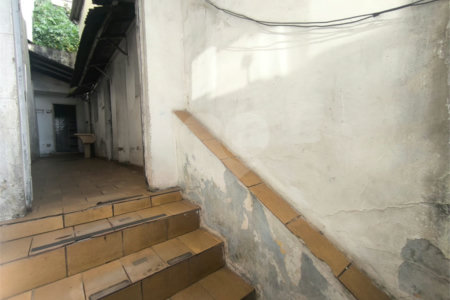 Casa à venda ou para alugar com 5 quartos, sendo 1 suíte,  em Parque Independência, São Paulo, SP