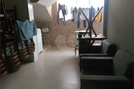 Sobrado à venda com 3 quartos, sendo 1 suíte, em Vila Galvão, Guarulhos, SP