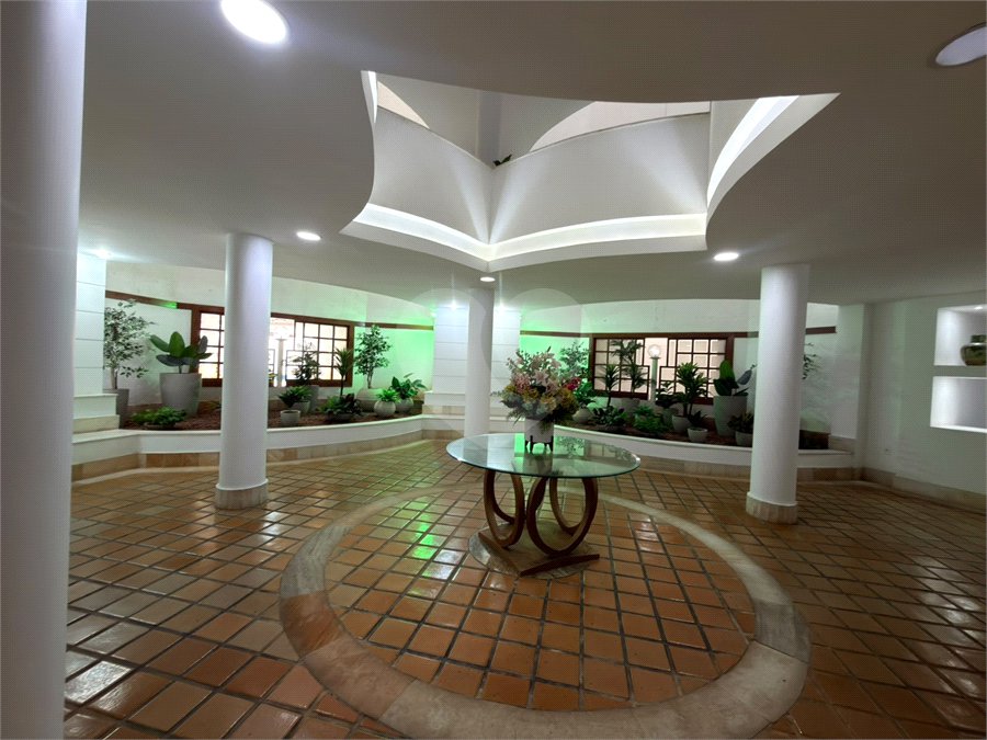 Apartamento à venda com 3 quartos, sendo 1 suíte, em Vila Nova, Cabo Frio, RJ