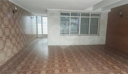 Casa à venda com 3 quartos, sendo 1 suíte,  em Jardim Vila Galvão, Guarulhos, SP
