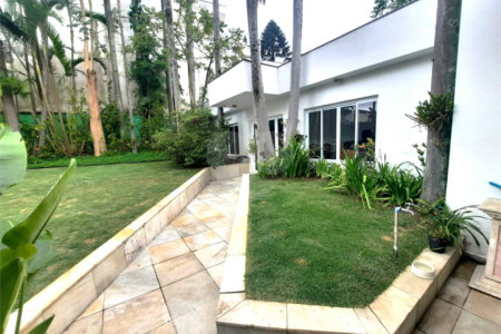 Casa para alugar com 4 quartos, sendo 2 suítes,  em Alto da Boa Vista, São Paulo, SP
