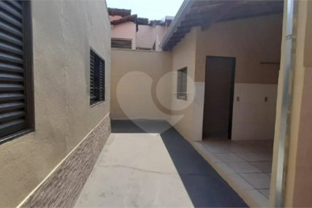 Casa térrea disponivel para venda ou locação