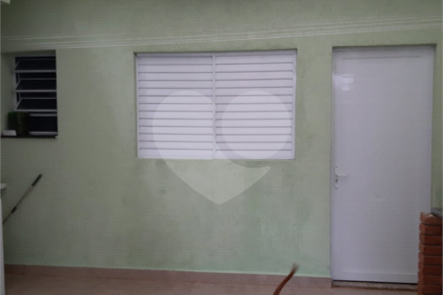 Casa à venda com 4 quartos em Jardim Peri, São Paulo, SP