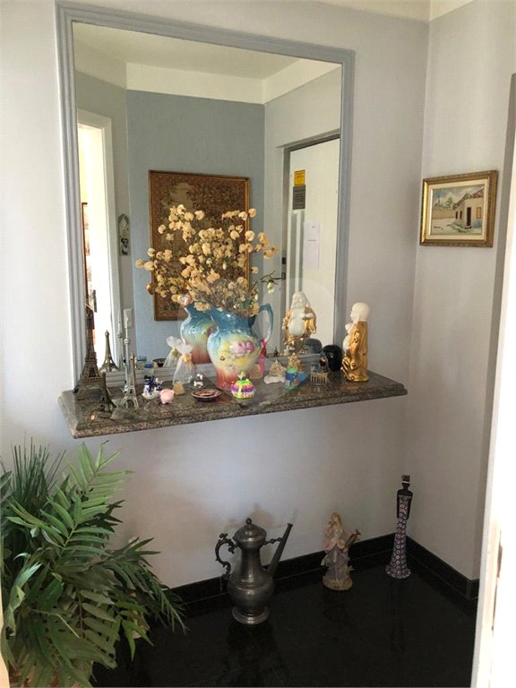 Apartamento à venda com 3 quartos, sendo 1 suíte, em Vila Azevedo, São Paulo, SP