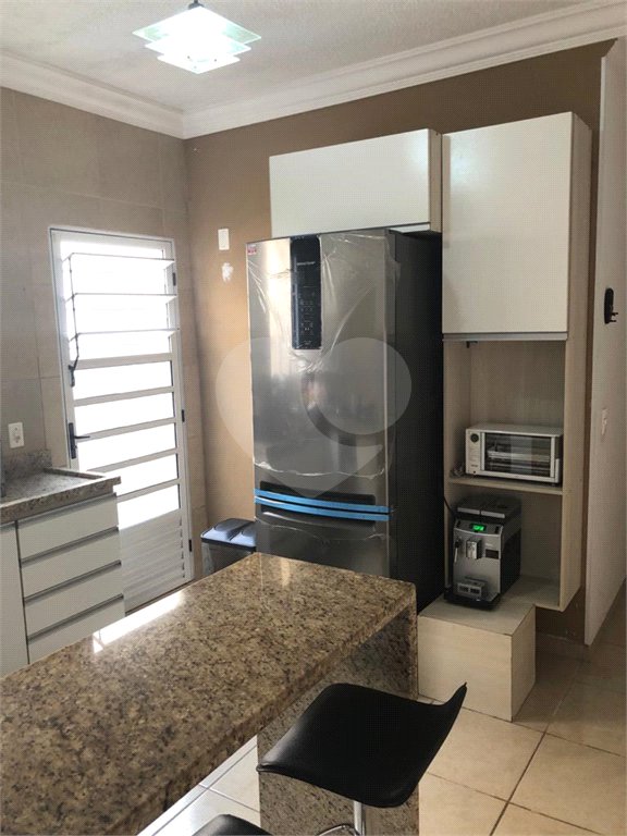 Casa à venda com 3 quartos, sendo 1 suíte,  em Vila Suissa, Mogi das Cruzes, SP