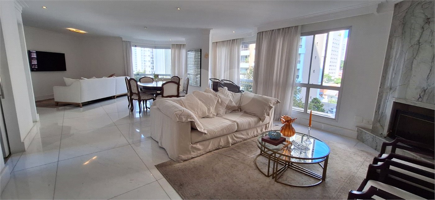 Apartamento à venda com 3 quartos, sendo 1 suíte, em Planalto Paulista, São Paulo, SP