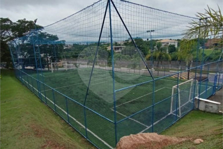 Casa à venda com 4 quartos, sendo 2 suítes, no condomínio Residencial Parque Esplanada, Votorantim - SP