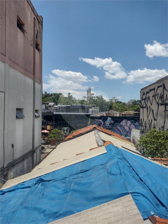 Sobrado à venda ou para alugar com 4 quartos em Vila Madalena, São Paulo, SP