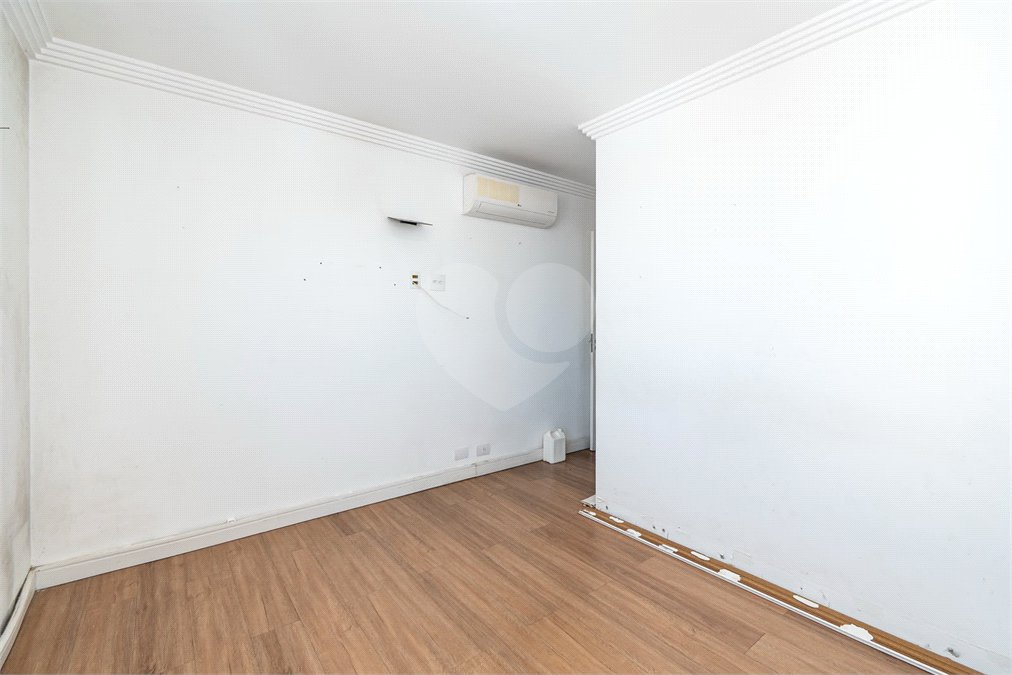 Apartamento à venda com 3 quartos, sendo 1 suíte,  em Alto da Mooca, São Paulo, SP