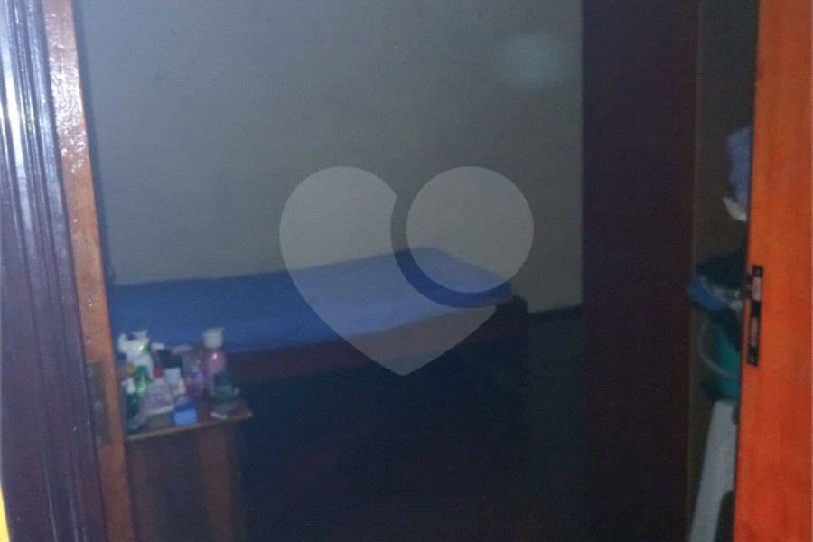 Sobrado à venda com 4 quartos, sendo 1 suíte,  em Tremembé, São Paulo, SP