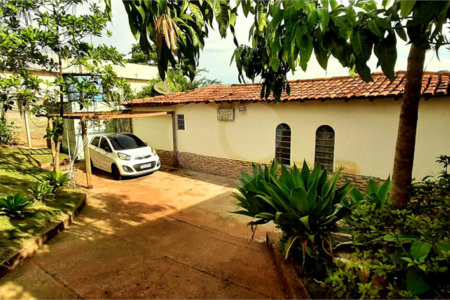 Chácara à venda com 4 quartos, sendo 2 suítes, em Distrito Industrial, Uberlândia, MG